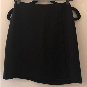 Club Monaco work skirt with scallop detail
